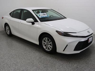 2025 Toyota Camry FWD - Photo 4
