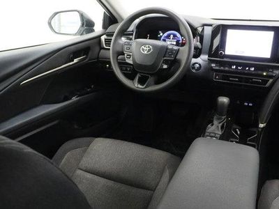 2025 Toyota Camry FWD - Photo 30