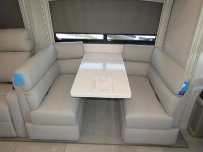 2026 Fleetwood DISCOVERY - Photo 11