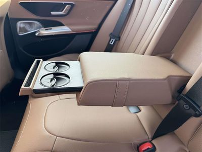 2026 Mercedes-Benz E-Class - Photo 31