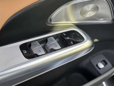 2026 Mercedes-Benz E-Class - Photo 18