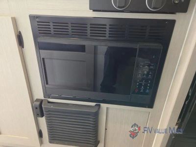 2025 Coachmen RV Remote — photo 21 view