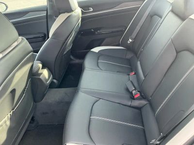 2026 Kia K5 — photo 17 view