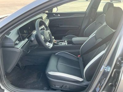 2026 Kia K5 — photo 10 view