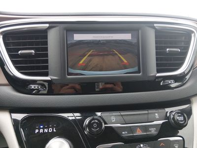 2022 Chrysler Voyager - Photo 16
