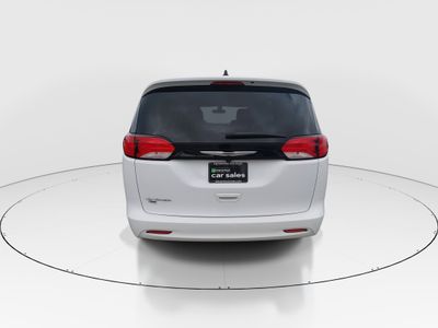 2022 Chrysler Voyager - Photo 6