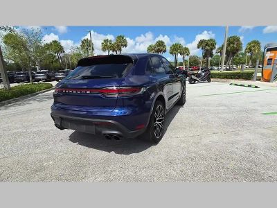 2024 Porsche Macan — photo 36 view