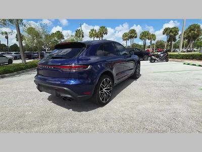 2024 Porsche Macan — photo 35 view