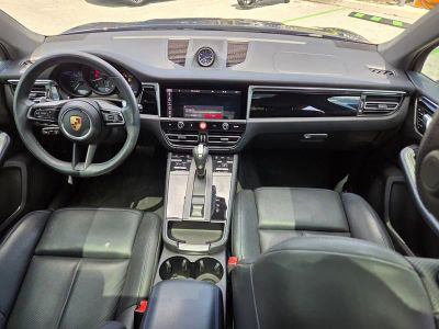 2024 Porsche Macan — photo 27 view