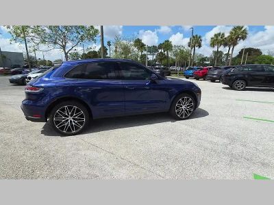 2024 Porsche Macan — photo 34 view