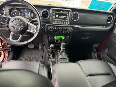 2022 Jeep Wrangler 4xe Unlimited - Photo 14