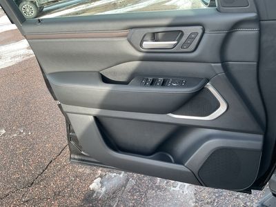 2026 Nissan Armada - Photo 15