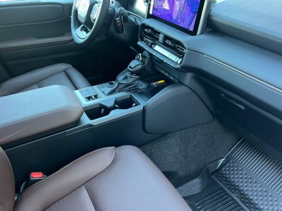 2026 Toyota Land Cruiser - Photo 16