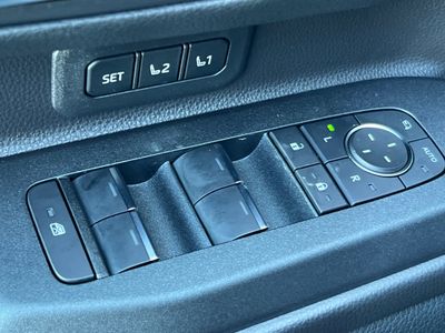 2026 Toyota Land Cruiser - Photo 13
