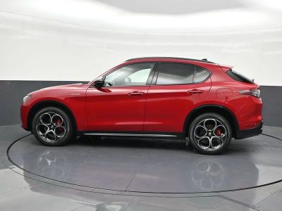 2024 Alfa Romeo Stelvio — side profile view