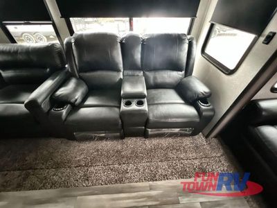 2023 Coachmen RV Chaparral - Photo 36