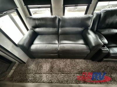 2023 Coachmen RV Chaparral - Photo 35