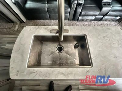 2023 Coachmen RV Chaparral - Photo 21