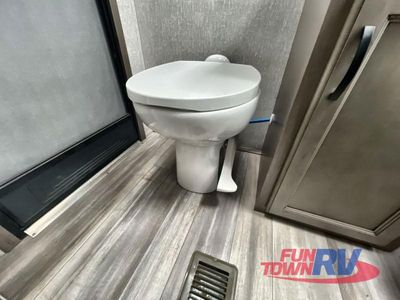2023 Coachmen RV Chaparral - Photo 59