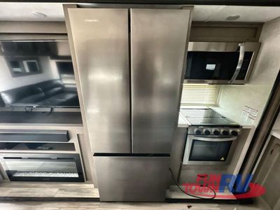 2023 Coachmen RV Chaparral - Photo 25