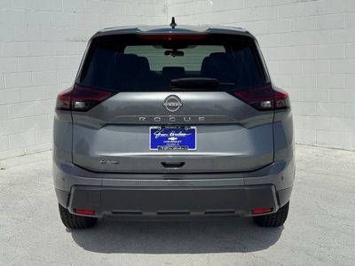 2024 Nissan Rogue S — photo 12 view