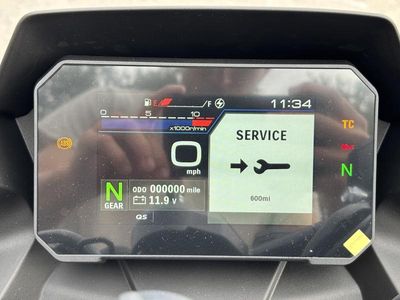 2025 Suzuki GSX-8R - Photo 10
