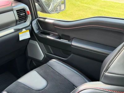 2025 Ford F-150 - Photo 33