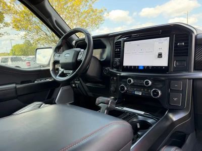 2025 Ford F-150 - Photo 18