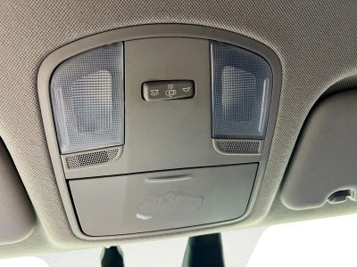 2020 Hyundai Elantra — photo 18 view