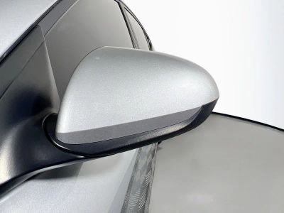2020 Hyundai Elantra — photo 10 view