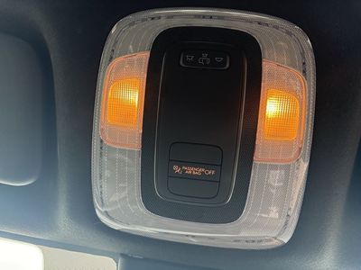 2025 Hyundai Elantra - Photo 33