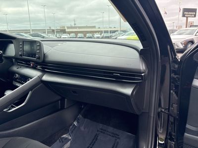 2025 Hyundai Elantra - Photo 30