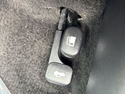 2025 Hyundai Elantra - Photo 34