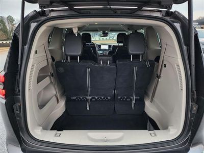 2026 2022 Chrysler Pacifica Touring - Photo 4