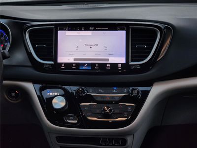 2026 2022 Chrysler Pacifica Touring - Photo 13