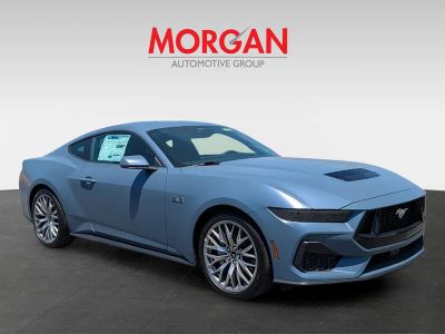 2025 Ford Mustang — photo 10 view