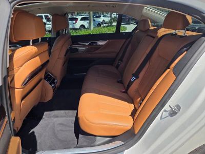 2020 BMW 7 Series — photo 19 view