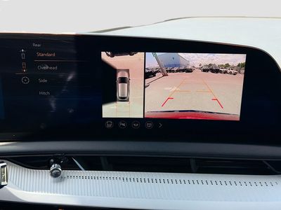 2025 Cadillac OPTIQ - Photo 33