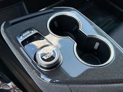 2025 Cadillac OPTIQ - Photo 29