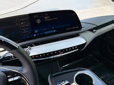 2025 Cadillac OPTIQ - Photo 28