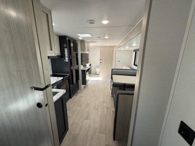 2026 EAST TO WEST Acclaim - Photo 25