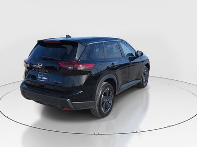 2024 Nissan Rogue — photo 7 view