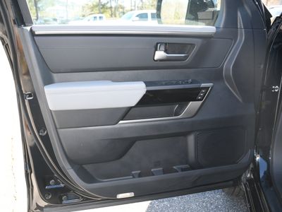 2026 Toyota Tundra i-FORCE MAX - Photo 5