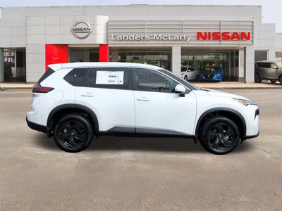 2026 Nissan Rogue - Photo 2