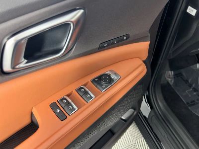 2026 Kia Carnival Hybrid — photo 16 view