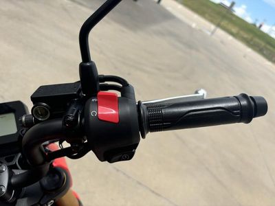 2026 Honda CRF300F - Photo 11