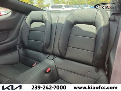 2016 Ford Mustang — photo 19 view