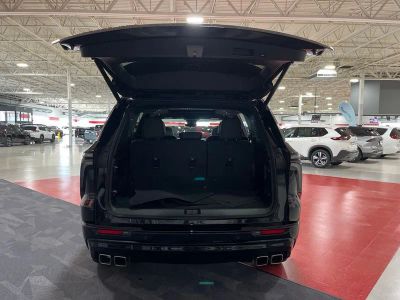 2024 Chevrolet Traverse — detail view