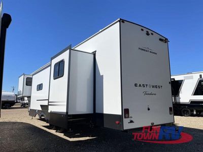 2026 EAST TO WEST Tandara - Photo 3