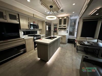 2026 Grand Design Solitude - Photo 15